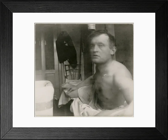 Framed Print : Self-Portrait à la Marat, 1908. Creator: Munch, Edvard (1863-1944). Self-Portrait à la Marat, 1908. Creator: Munch, Edvard (1863-1944) Framed Print : Self-Portrait à la Marat, 1908. Creator: Munch, Edvard (1863-1944). Self-Portrait à la Marat, 1908. Creator: Munch, Edvard (1863-1944)