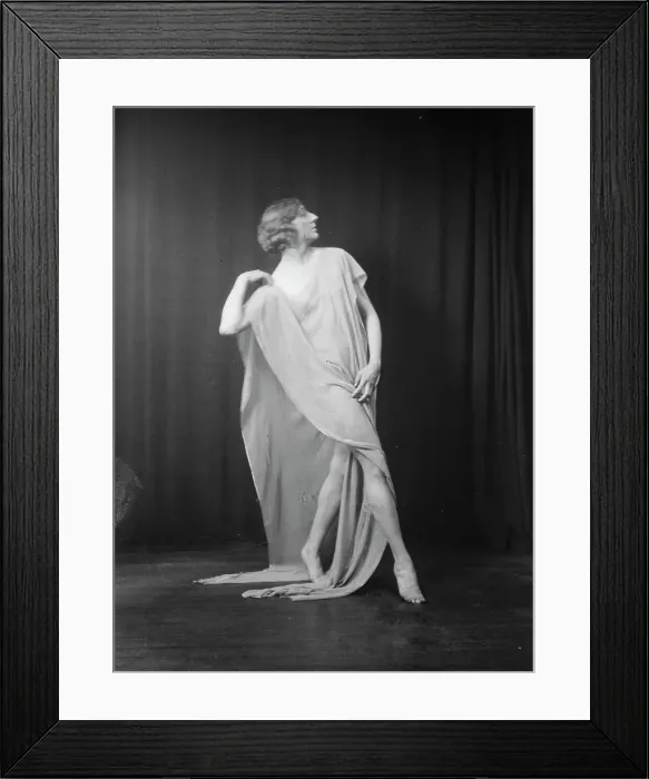 Framed Print : Florence Noyes dancers, between 1915 and 1918. Creator: Arnold Genthe Framed Print : Florence Noyes dancers, between 1915 and 1918. Creator: Arnold Genthe