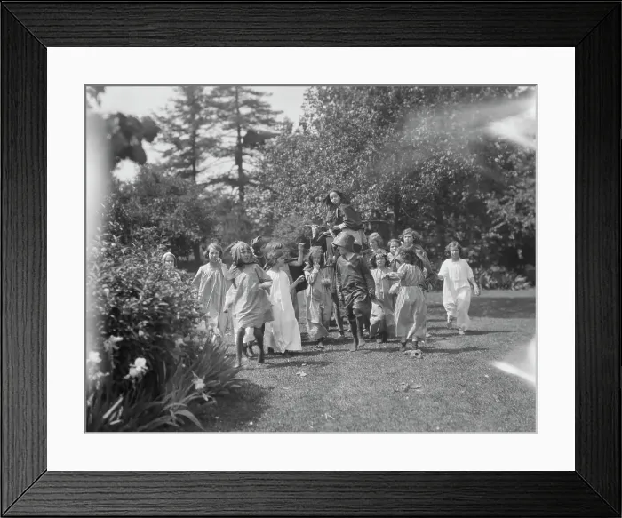 Framed Print : Theatrical performance at Dongan Hall, 1921 May 27. Creator: Arnold Genthe Framed Print : Theatrical performance at Dongan Hall, 1921 May 27. Creator: Arnold Genthe