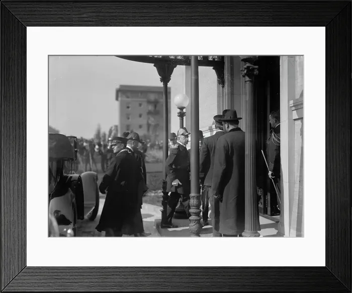 Framed Print : British Commission To U.S. - Arrival At Long Residence, 1917. Creator: Harris & Ewing. British Commission To U.S. - Arrival At Long Residence, 1917. Creator: Harris & Ewing Framed Print : British Commission To U.S. - Arrival At Long Residence, 1917. Creator: Harris & Ewing. British Commission To U.S. - Arrival At Long Residence, 1917. Creator: Harris & Ewing