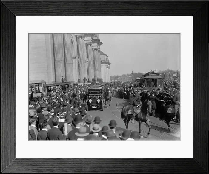 Framed Print : British Commission To U.S - Arrival At Union Station; General Views, 1917. Creator: Harris & Ewing. British Commission To U.S - Arrival At Union Station; General Views, 1917. Creator: Harris & Ewing Framed Print : British Commission To U.S - Arrival At Union Station; General Views, 1917. Creator: Harris & Ewing. British Commission To U.S - Arrival At Union Station; General Views, 1917. Creator: Harris & Ewing