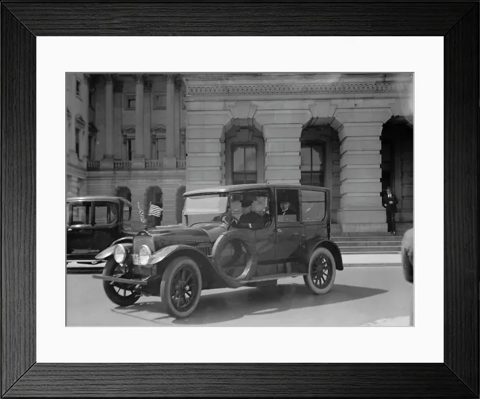 Framed Print : British Commission To U.S. - At Capitol, 1917. Creator: Harris & Ewing. British Commission To U.S. - At Capitol, 1917. Creator: Harris & Ewing Framed Print : British Commission To U.S. - At Capitol, 1917. Creator: Harris & Ewing. British Commission To U.S. - At Capitol, 1917. Creator: Harris & Ewing
