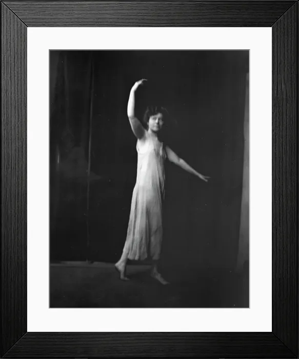 Framed Print : Elsie Dufour dancer, between 1918 and 1920. Creator: Arnold Genthe Framed Print : Elsie Dufour dancer, between 1918 and 1920. Creator: Arnold Genthe