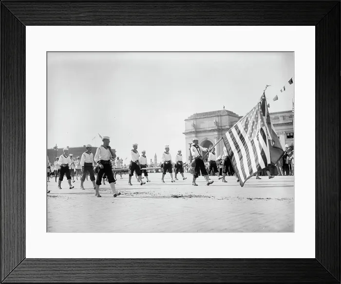 Framed Print : Columbus Memorial. Parade At Unveiling, 1912. Creator: Harris & Ewing. Columbus Memorial. Parade At Unveiling, 1912. Creator: Harris & Ewing Framed Print : Columbus Memorial. Parade At Unveiling, 1912. Creator: Harris & Ewing. Columbus Memorial. Parade At Unveiling, 1912. Creator: Harris & Ewing