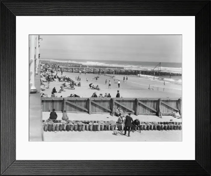 Framed Print : New York City views, Long Beach, 1927 Creator: Arnold Genthe Framed Print : New York City views, Long Beach, 1927 Creator: Arnold Genthe