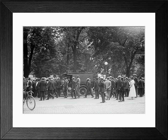 Framed Print : Woman Suffrage, 1917. Creator: Harris & Ewing. Woman Suffrage, 1917. Creator: Harris & Ewing Framed Print : Woman Suffrage, 1917. Creator: Harris & Ewing. Woman Suffrage, 1917. Creator: Harris & Ewing