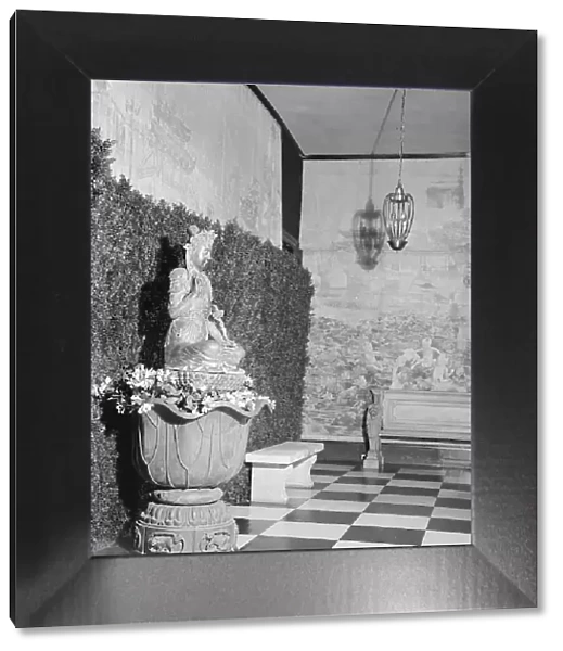 Cumming, Rose, residence interiors, 1931 Sept. Creator: Arnold Genthe