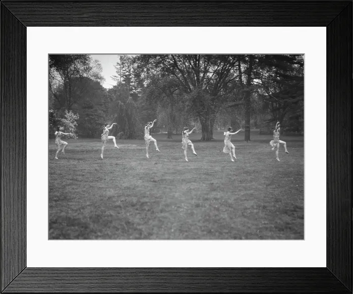 Framed Print : Elizabeth Duncan dancers and children, 1920 Creator: Arnold Genthe Framed Print : Elizabeth Duncan dancers and children, 1920 Creator: Arnold Genthe