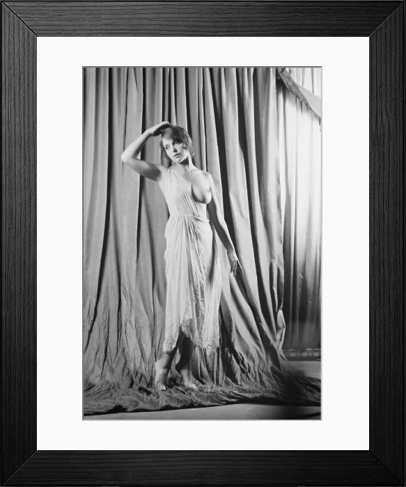 Framed Print : Braggiotti, Francesca, Miss, 1927 Creator: Arnold Genthe