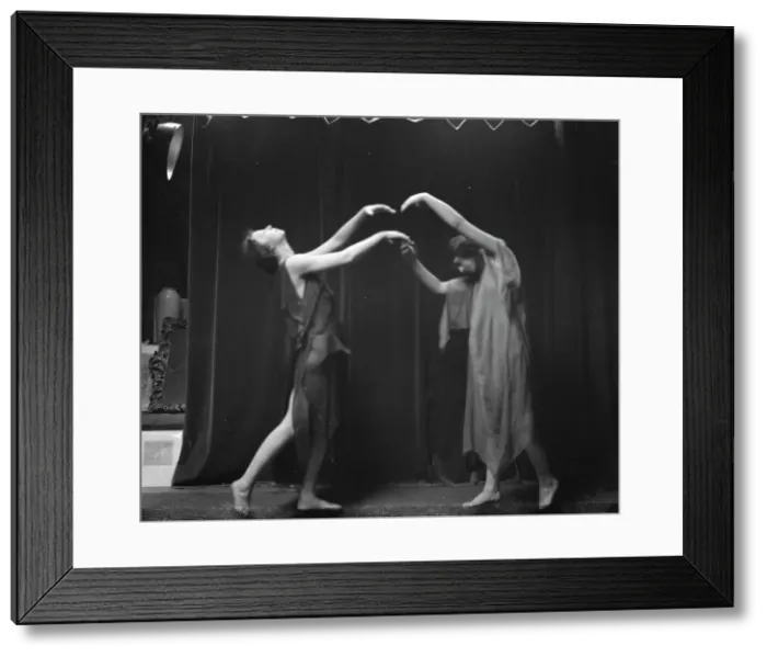 Framed Print : Elsie Dufour dancers, between 1918 and 1920. Creator: Arnold Genthe Framed Print : Elsie Dufour dancers, between 1918 and 1920. Creator: Arnold Genthe