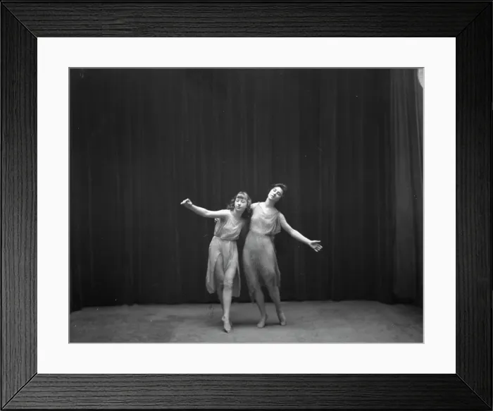 Framed Print : Elsie Dufour dancers, between 1918 and 1920. Creator: Arnold Genthe Framed Print : Elsie Dufour dancers, between 1918 and 1920. Creator: Arnold Genthe