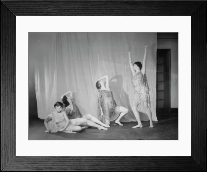 Framed Print : Elizabeth Duncan dancers and children, 1932 Creator: Arnold Genthe Framed Print : Elizabeth Duncan dancers and children, 1932 Creator: Arnold Genthe