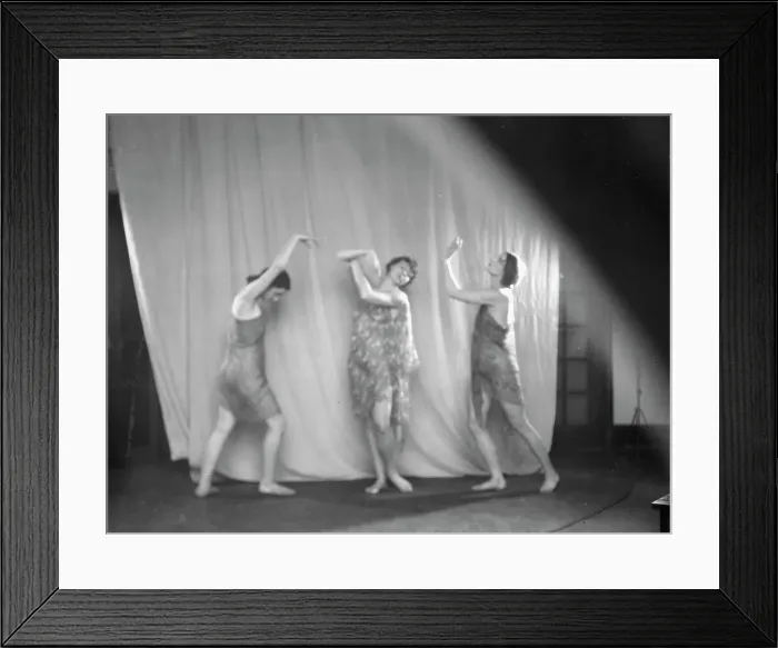 Framed Print : Elizabeth Duncan dancers and children, 1932 Creator: Arnold Genthe Framed Print : Elizabeth Duncan dancers and children, 1932 Creator: Arnold Genthe