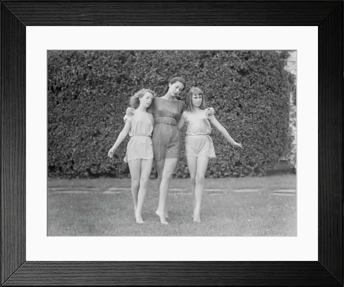 Framed Print : Elizabeth Duncan dancers and children, 1941 Creator: Arnold Genthe