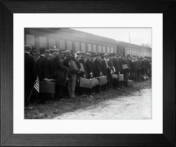 Framed Print : Camp Meade #1 - Arrival of Drafted Men, 1917. Creator: Harris & Ewing. Camp Meade #1 - Arrival of Drafted Men, 1917. Creator: Harris & Ewing Framed Print : Camp Meade #1 - Arrival of Drafted Men, 1917. Creator: Harris & Ewing. Camp Meade #1 - Arrival of Drafted Men, 1917. Creator: Harris & Ewing