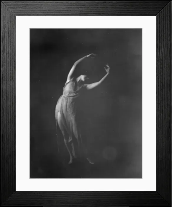 Framed Print : Elizabeth Duncan dancers and children, between 1916 and 1941. Creator: Arnold Genthe Framed Print : Elizabeth Duncan dancers and children, between 1916 and 1941. Creator: Arnold Genthe