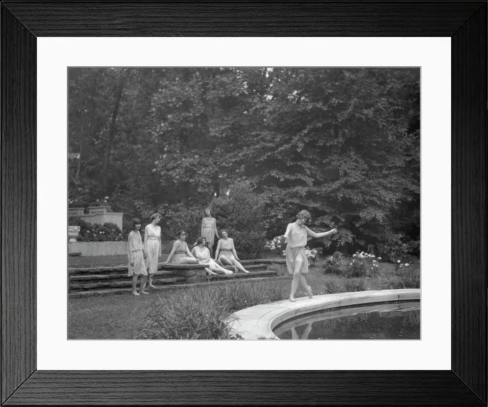 Framed Print : Elizabeth Duncan dancers and children, between 1916 and 1941. Creator: Arnold Genthe Framed Print : Elizabeth Duncan dancers and children, between 1916 and 1941. Creator: Arnold Genthe