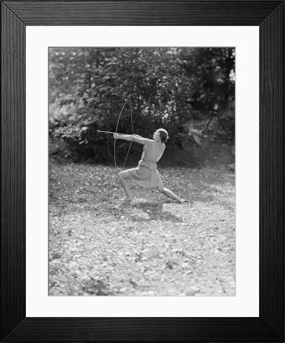Framed Print : Florence Noyes dancers, between 1915 and 1918. Creator: Arnold Genthe Framed Print : Florence Noyes dancers, between 1915 and 1918. Creator: Arnold Genthe