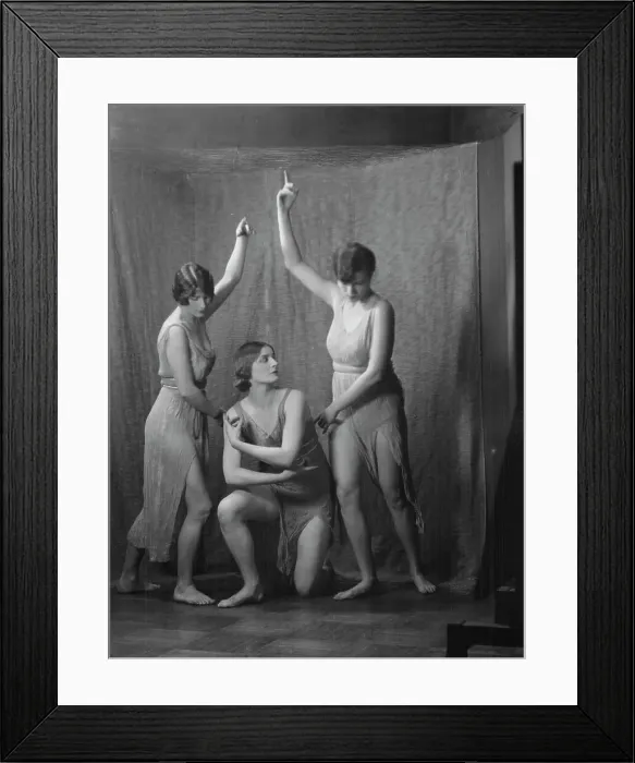 Framed Print : Elizabeth Duncan dancers and children, between 1916 and 1941. Creator: Arnold Genthe Framed Print : Elizabeth Duncan dancers and children, between 1916 and 1941. Creator: Arnold Genthe