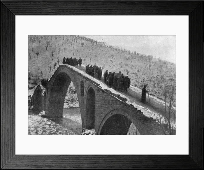 Framed Print : La tragedie Serbe; L'atat-major general serbe, en retraite a travers l'Albanie... 1916. Creator: Unknown Framed Print : La tragedie Serbe; L'atat-major general serbe, en retraite a travers l'Albanie... 1916. Creator: Unknown