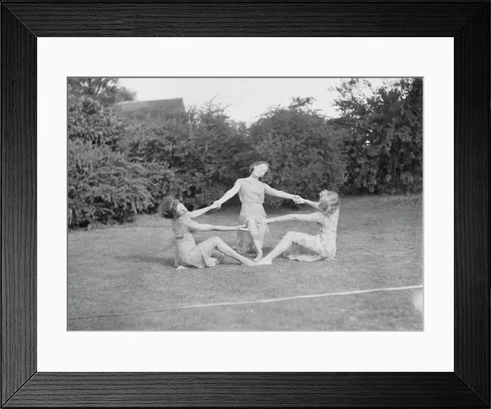 Framed Print : Elizabeth Duncan dancers and children, between 1916 and 1941. Creator: Arnold Genthe Framed Print : Elizabeth Duncan dancers and children, between 1916 and 1941. Creator: Arnold Genthe