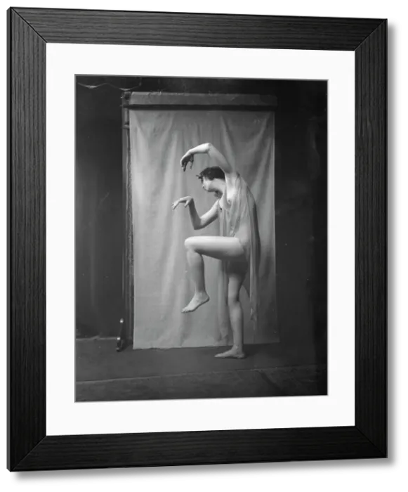 Framed Print : Elsie Dufour dancer, between 1918 and 1920. Creator: Arnold Genthe Framed Print : Elsie Dufour dancer, between 1918 and 1920. Creator: Arnold Genthe