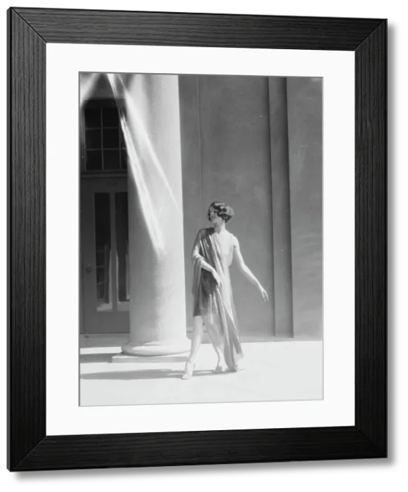 Framed Print : University of California at Berkeley dancers, 1927 Creator: Arnold Genthe Framed Print : University of California at Berkeley dancers, 1927 Creator: Arnold Genthe
