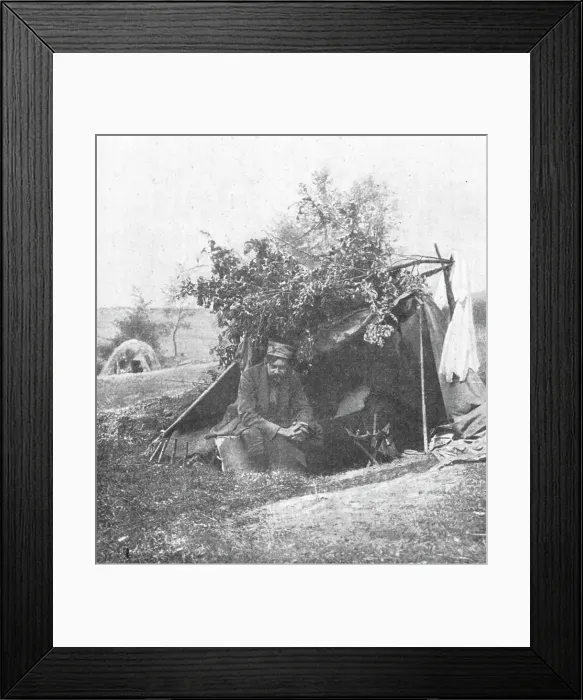 Framed Print : M. Vladimir Betzitch, peintre militaire serbe, sous sa tente, au debut de la campagne. 1916. Creator: Unknown Framed Print : M. Vladimir Betzitch, peintre militaire serbe, sous sa tente, au debut de la campagne. 1916. Creator: Unknown