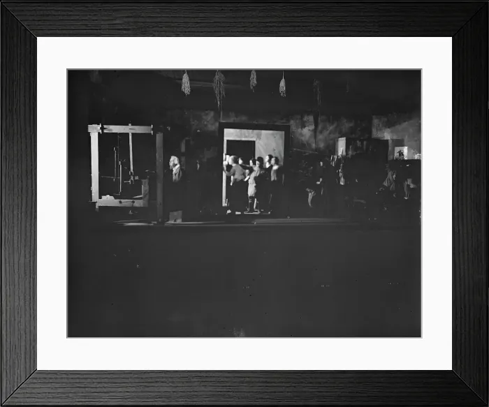 Framed Print : The weavers, 1916 Creator: Arnold Genthe Framed Print : The weavers, 1916 Creator: Arnold Genthe