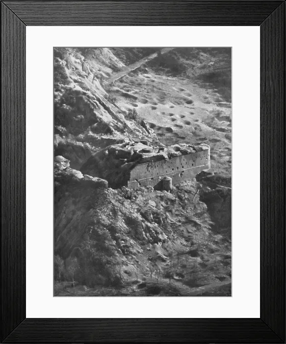 Framed Print : Le Fort de Malborghetto apres le bombardement par les canons Italiens de 305. 1916. Creator: Unknown Framed Print : Le Fort de Malborghetto apres le bombardement par les canons Italiens de 305. 1916. Creator: Unknown