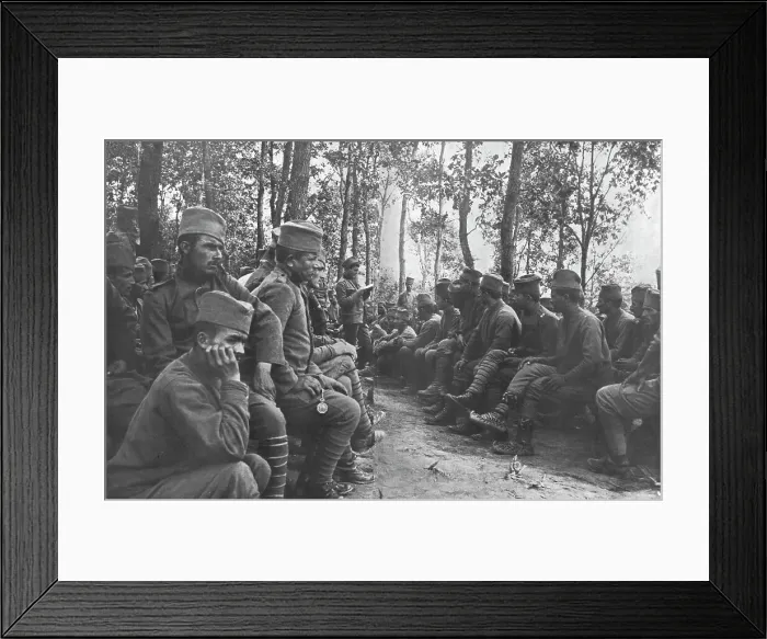 Framed Print : Apres les Journees Glorieuses et Avant les Journees Tragiques de la Serbie... 1916. Creator: Vladimir Betzitch Framed Print : Apres les Journees Glorieuses et Avant les Journees Tragiques de la Serbie... 1916. Creator: Vladimir Betzitch