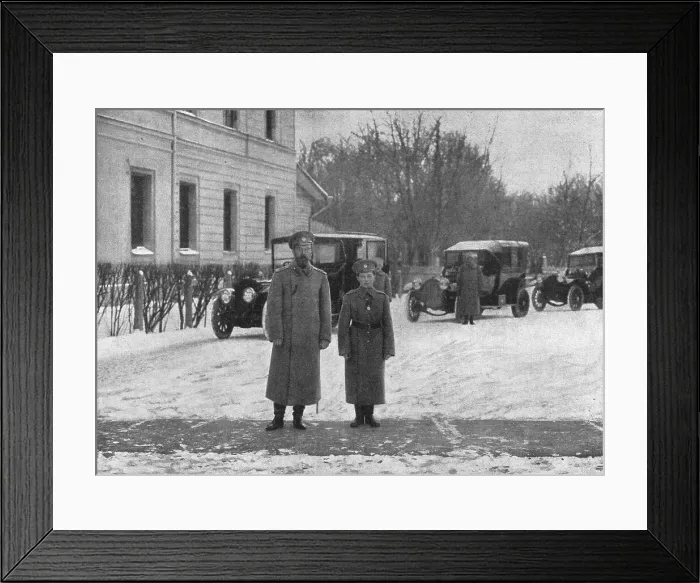 Framed Print : L'empereur et son fils, le prince heritier Nicolas Nicolaivitch, au Grand Quartier General... 1915 Creator: Pierre Ctsoup Framed Print : L'empereur et son fils, le prince heritier Nicolas Nicolaivitch, au Grand Quartier General... 1915 Creator: Pierre Ctsoup