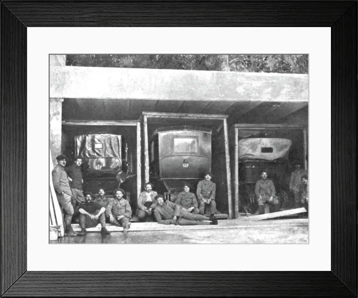 Framed Print : L'occupation de l'Achilleion; A Achilleion, les automobiles imperiales encore dans... 1916. Creator: Unknown Framed Print : L'occupation de l'Achilleion; A Achilleion, les automobiles imperiales encore dans... 1916. Creator: Unknown