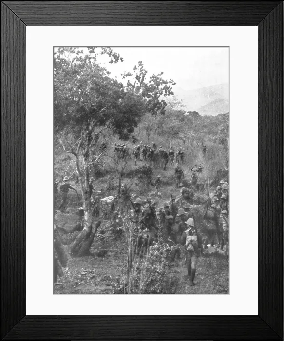 Framed Print : La conquete des colonies Africaines de l'Allemagne; troupes britanniques en marche... c1915. Creator: Unknown Framed Print : La conquete des colonies Africaines de l'Allemagne; troupes britanniques en marche... c1915. Creator: Unknown