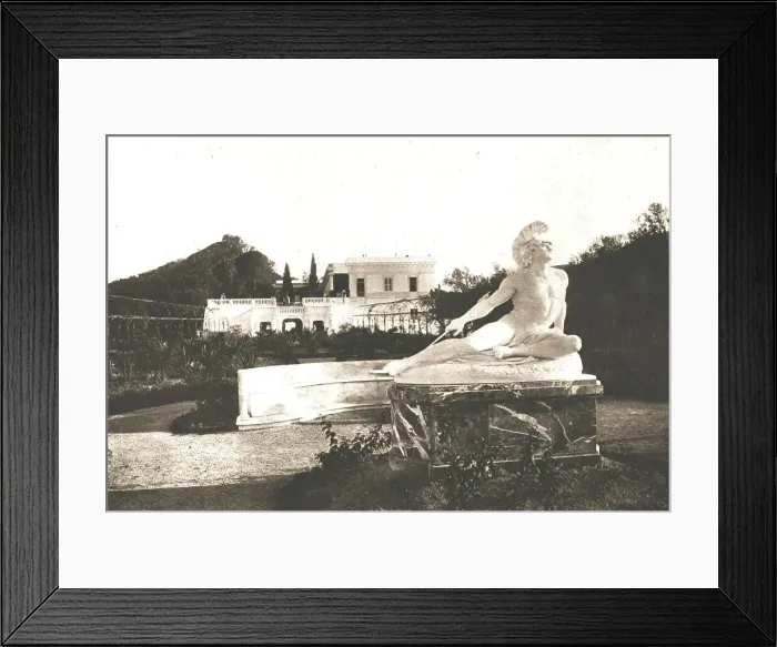 Framed Print : Corfou et l'Achilleion; La villa Achilleion et la statue d'Achille mourant. 1916. Creator: B. Borri Framed Print : Corfou et l'Achilleion; La villa Achilleion et la statue d'Achille mourant. 1916. Creator: B. Borri