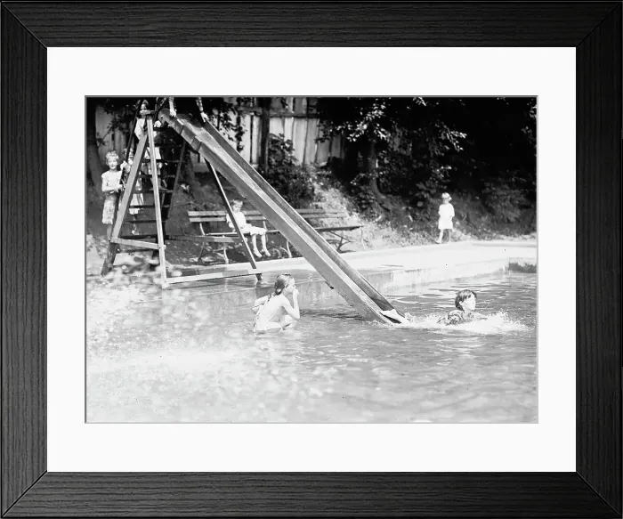 Framed Print : District of Columbia Parks - Children At Fountains And Pools, 1912. Creator: Harris & Ewing. District of Columbia Parks - Children At Fountains And Pools, 1912. Creator: Harris & Ewing Framed Print : District of Columbia Parks - Children At Fountains And Pools, 1912. Creator: Harris & Ewing. District of Columbia Parks - Children At Fountains And Pools, 1912. Creator: Harris & Ewing