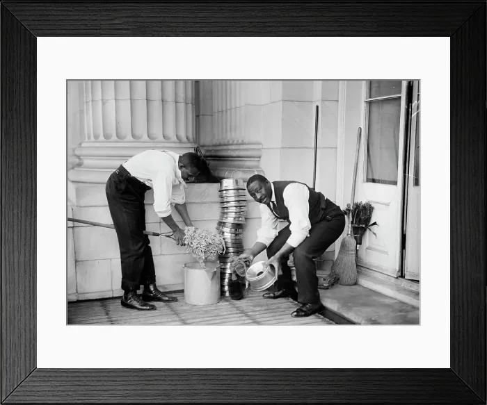 Framed Print : U.S. Capitol - Cleaning Interior, 1914. Creator: Harris & Ewing. U.S. Capitol - Cleaning Interior, 1914. Creator: Harris & Ewing Framed Print : U.S. Capitol - Cleaning Interior, 1914. Creator: Harris & Ewing. U.S. Capitol - Cleaning Interior, 1914. Creator: Harris & Ewing
