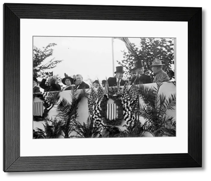 Framed Print : Cavalry Review By President Wilson, Washington, DC, 1913. Creator: Harris & Ewing. Cavalry Review By President Wilson, Washington, DC, 1913. Creator: Harris & Ewing Framed Print : Cavalry Review By President Wilson, Washington, DC, 1913. Creator: Harris & Ewing. Cavalry Review By President Wilson, Washington, DC, 1913. Creator: Harris & Ewing