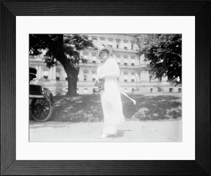 Framed Print : Mrs. T.T. Ansberry, 1914. Creator: Harris & Ewing. Mrs. T.T. Ansberry, 1914. Creator: Harris & Ewing Framed Print : Mrs. T.T. Ansberry, 1914. Creator: Harris & Ewing. Mrs. T.T. Ansberry, 1914. Creator: Harris & Ewing