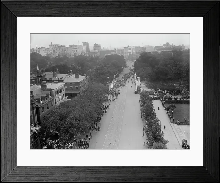 Framed Print : Confederate Reunion - Parade, 1917. Creator: Harris & Ewing. Confederate Reunion - Parade, 1917. Creator: Harris & Ewing Framed Print : Confederate Reunion - Parade, 1917. Creator: Harris & Ewing. Confederate Reunion - Parade, 1917. Creator: Harris & Ewing
