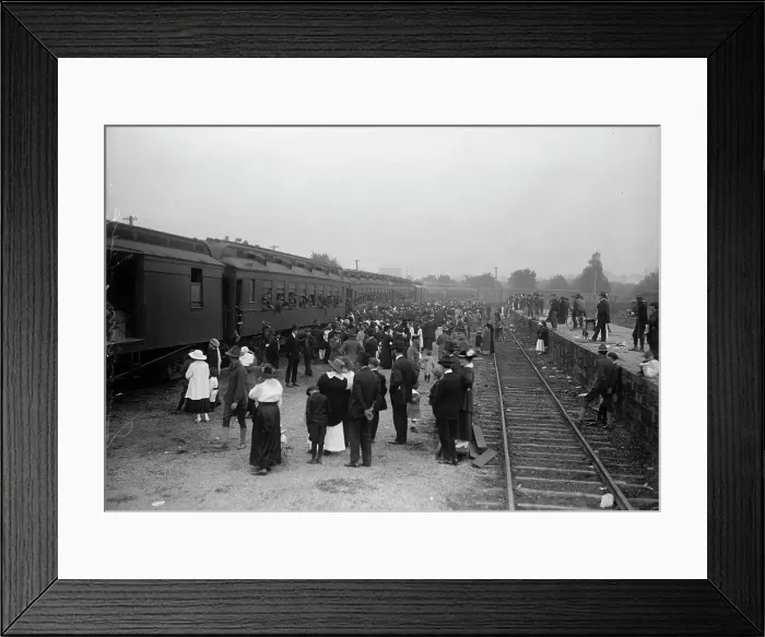 Framed Print : Army, U.S. Troops In Training, 1917. Creator: Harris & Ewing. Army, U.S. Troops In Training, 1917. Creator: Harris & Ewing Framed Print : Army, U.S. Troops In Training, 1917. Creator: Harris & Ewing. Army, U.S. Troops In Training, 1917. Creator: Harris & Ewing