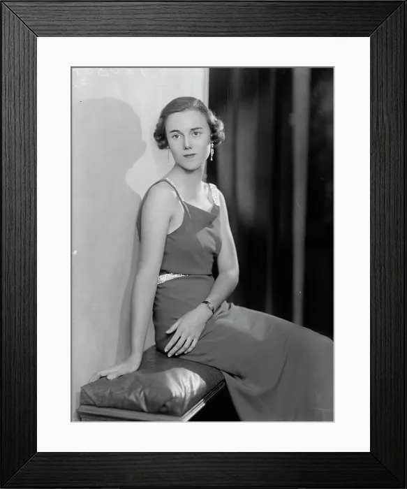 Framed Print : Florence Asher - Portrait, 1933. Creator: Harris & Ewing. Florence Asher - Portrait, 1933. Creator: Harris & Ewing Framed Print : Florence Asher - Portrait, 1933. Creator: Harris & Ewing. Florence Asher - Portrait, 1933. Creator: Harris & Ewing