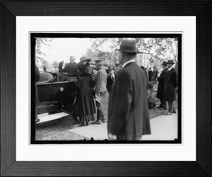 Framed Print : Woodrow Wilson and wife (Edith Bolling Wilson) in back seat of automobile, between 1916 and 1918. Creator: Harris & Ewing. Woodrow Wilson and wife (Edith Bolling Wilson) in back seat of automobile, between 1916 and 1918. Creator: Harris & Ewing Framed Print : Woodrow Wilson and wife (Edith Bolling Wilson) in back seat of automobile, between 1916 and 1918. Creator: Harris & Ewing. Woodrow Wilson and wife (Edith Bolling Wilson) in back seat of automobile, between 1916 and 1918. Creator: Harris & Ewing