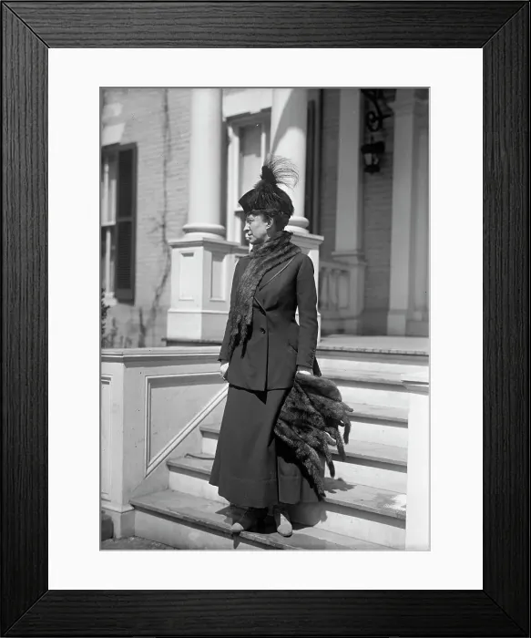 Framed Print : Mrs. Newton D Baker, 1917. Creator: Harris & Ewing. Mrs. Newton D Baker, 1917. Creator: Harris & Ewing Framed Print : Mrs. Newton D Baker, 1917. Creator: Harris & Ewing. Mrs. Newton D Baker, 1917. Creator: Harris & Ewing