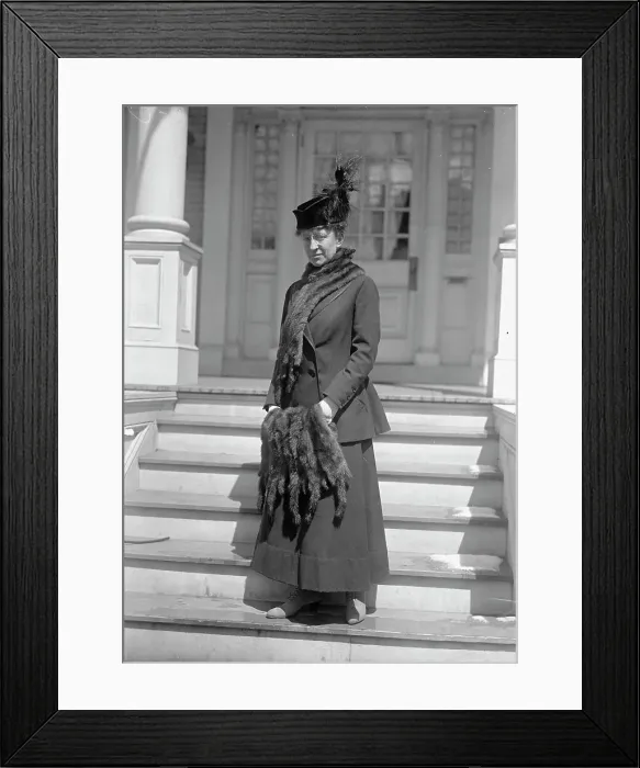 Framed Print : Mrs. Newton D Baker, 1917. Creator: Harris & Ewing. Mrs. Newton D Baker, 1917. Creator: Harris & Ewing Framed Print : Mrs. Newton D Baker, 1917. Creator: Harris & Ewing. Mrs. Newton D Baker, 1917. Creator: Harris & Ewing