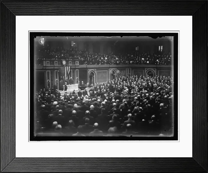 Framed Print : Woodrow Wilson before Congress, between 1913 and 1918. Creator: Harris & Ewing. Woodrow Wilson before Congress, between 1913 and 1918. Creator: Harris & Ewing Framed Print : Woodrow Wilson before Congress, between 1913 and 1918. Creator: Harris & Ewing. Woodrow Wilson before Congress, between 1913 and 1918. Creator: Harris & Ewing