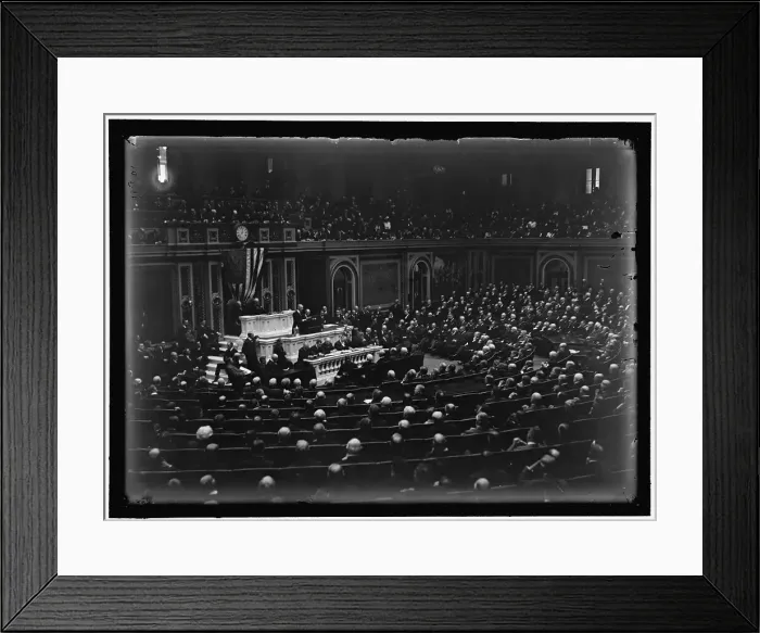 Framed Print : Woodrow Wilson before Congress, between 1913 and 1918. Creator: Harris & Ewing. Woodrow Wilson before Congress, between 1913 and 1918. Creator: Harris & Ewing Framed Print : Woodrow Wilson before Congress, between 1913 and 1918. Creator: Harris & Ewing. Woodrow Wilson before Congress, between 1913 and 1918. Creator: Harris & Ewing