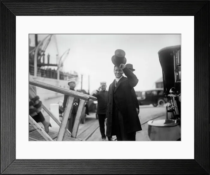 Framed Print : US Secretary of War Newton Diehl Baker boarding Mayflower with Allied Commission, 1917 Creator: Harris & Ewing. US Secretary of War Newton Diehl Baker boarding Mayflower with Allied Commission, 1917 Creator: Harris & Ewing Framed Print : US Secretary of War Newton Diehl Baker boarding Mayflower with Allied Commission, 1917 Creator: Harris & Ewing. US Secretary of War Newton Diehl Baker boarding Mayflower with Allied Commission, 1917 Creator: Harris & Ewing