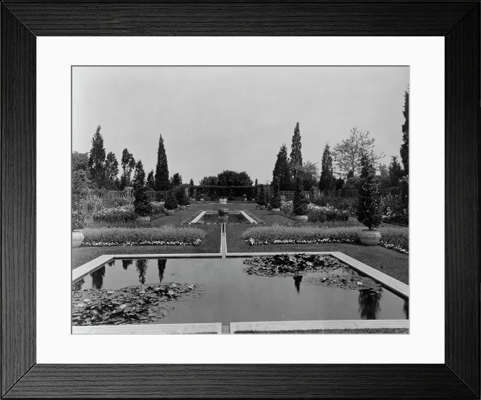 Framed Print : Beacon Hill House, Arthur Curtiss James house, Beacon Hill Road, Newport, Rhode Island, 1917. Creator: Frances Benjamin Johnston. Beacon Hill House, Arthur Curtiss James house, Beacon Hill Road, Newport, Rhode Island, 1917 Framed Print : Beacon Hill House, Arthur Curtiss James house, Beacon Hill Road, Newport, Rhode Island, 1917. Creator: Frances Benjamin Johnston. Beacon Hill House, Arthur Curtiss James house, Beacon Hill Road, Newport, Rhode Island, 1917