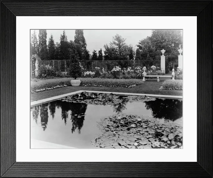 Framed Print : Beacon Hill House, Arthur Curtiss James house, Newport, Rhode Island, 1917. Creator: Frances Benjamin Johnston. Beacon Hill House, Arthur Curtiss James house, Newport, Rhode Island, 1917. Creator: Frances Benjamin Johnston Framed Print : Beacon Hill House, Arthur Curtiss James house, Newport, Rhode Island, 1917. Creator: Frances Benjamin Johnston. Beacon Hill House, Arthur Curtiss James house, Newport, Rhode Island, 1917. Creator: Frances Benjamin Johnston